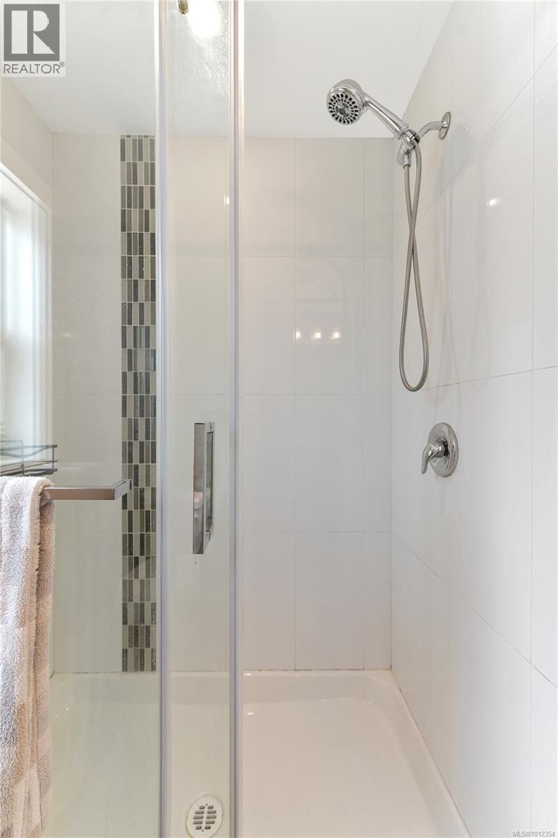  1031 Foxwood Place, Langford