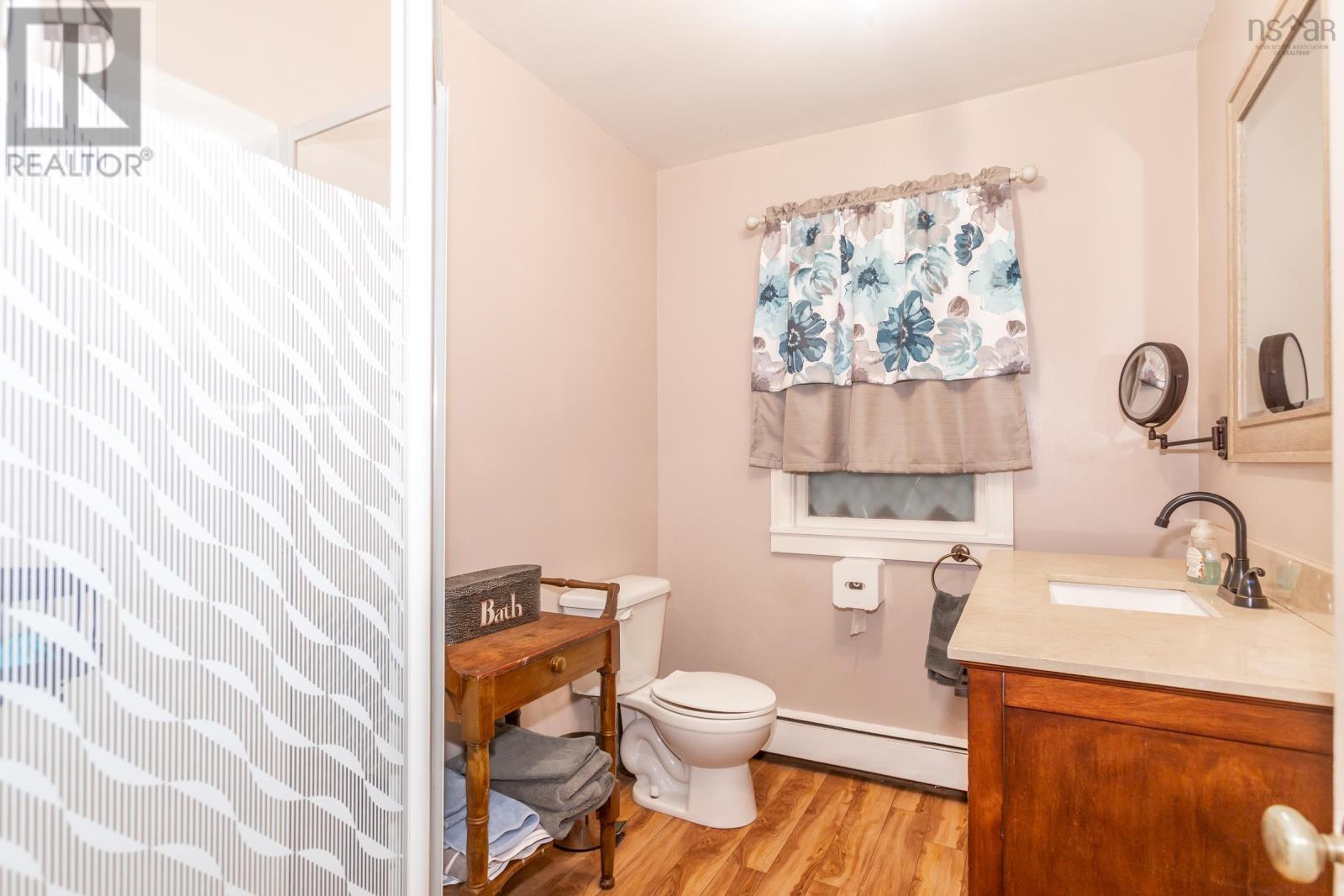 Property 22 of 31 of 1070 River Road