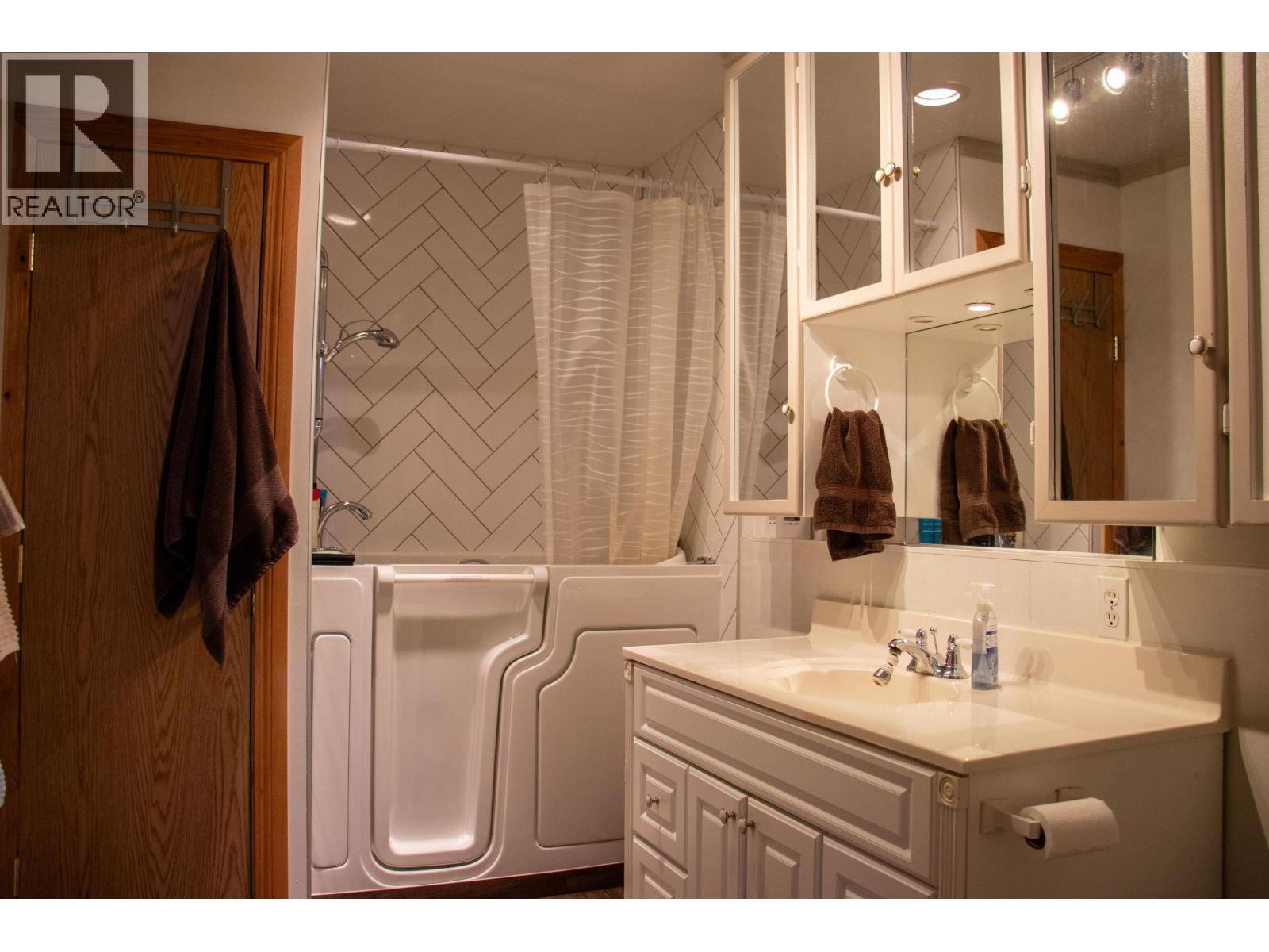 14398 SIPHON CREEK ROAD, Fort St. John