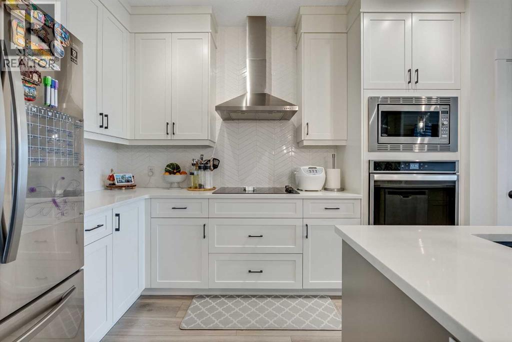 Single Family House for Sale in  Lucas Crescent NW Livingston Calgary 