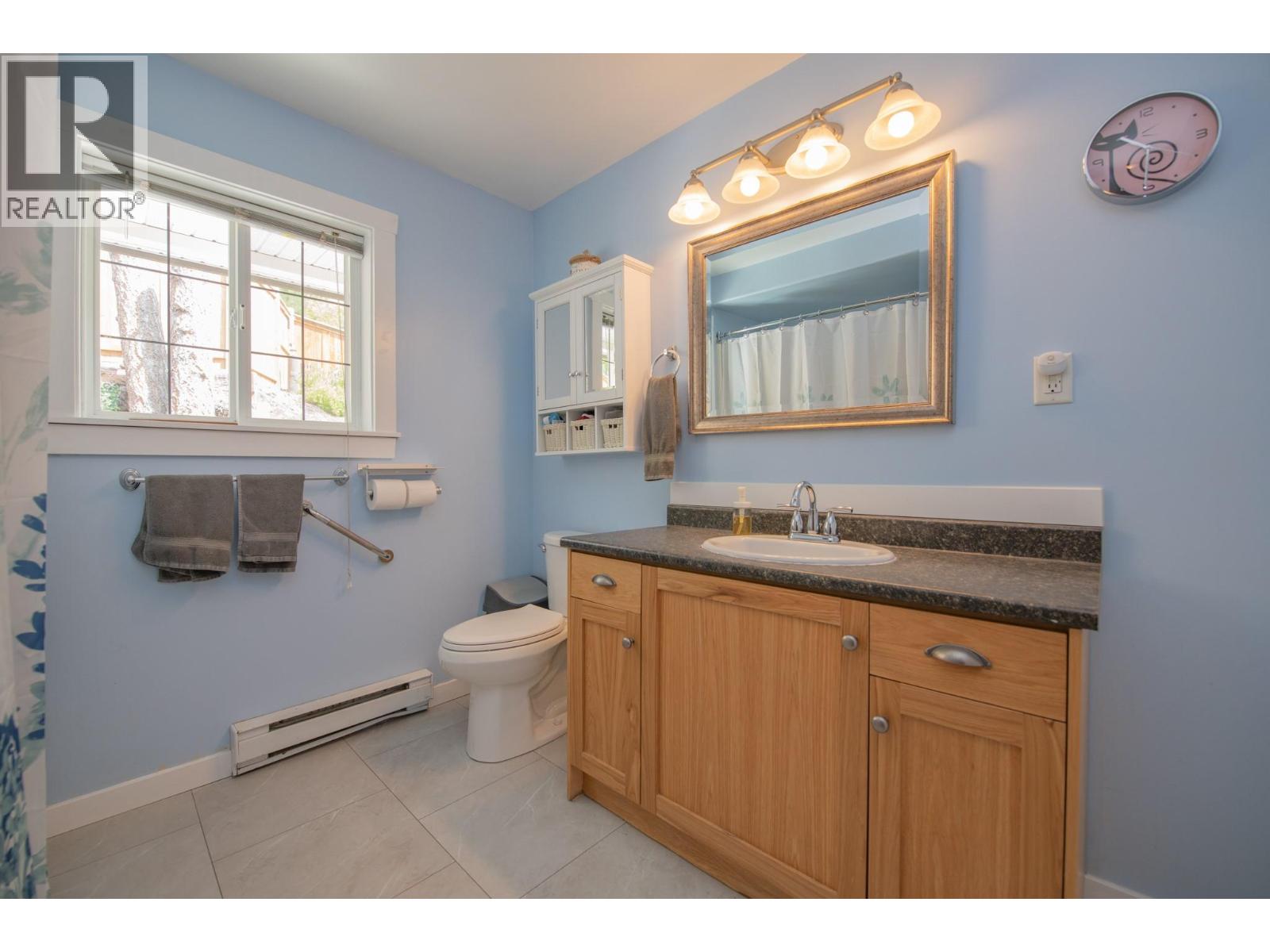 10351 Westshore Road, Vernon