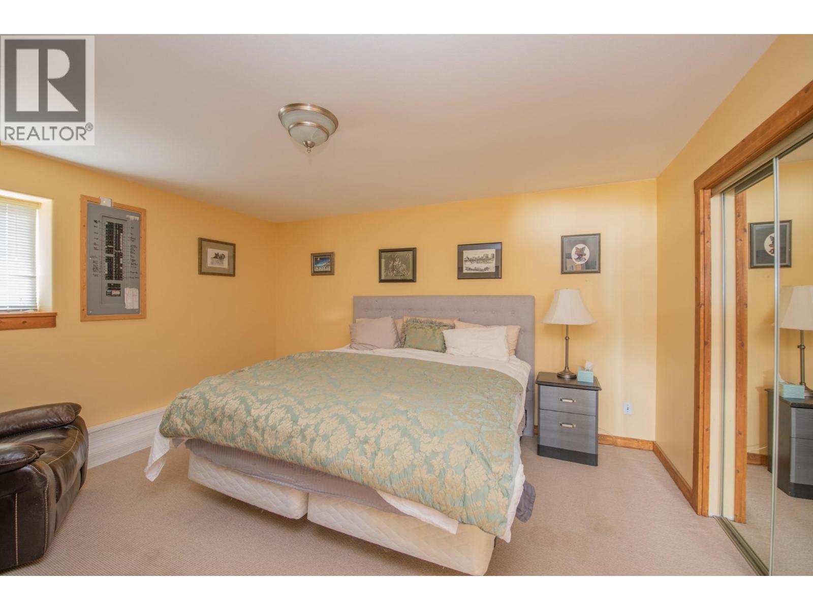 10351 Westshore Road, Vernon