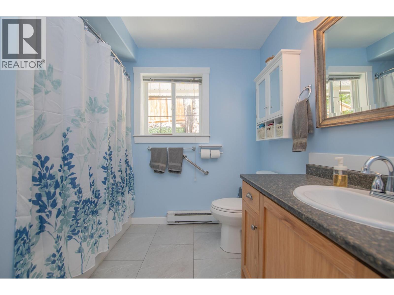 10351 Westshore Road, Vernon