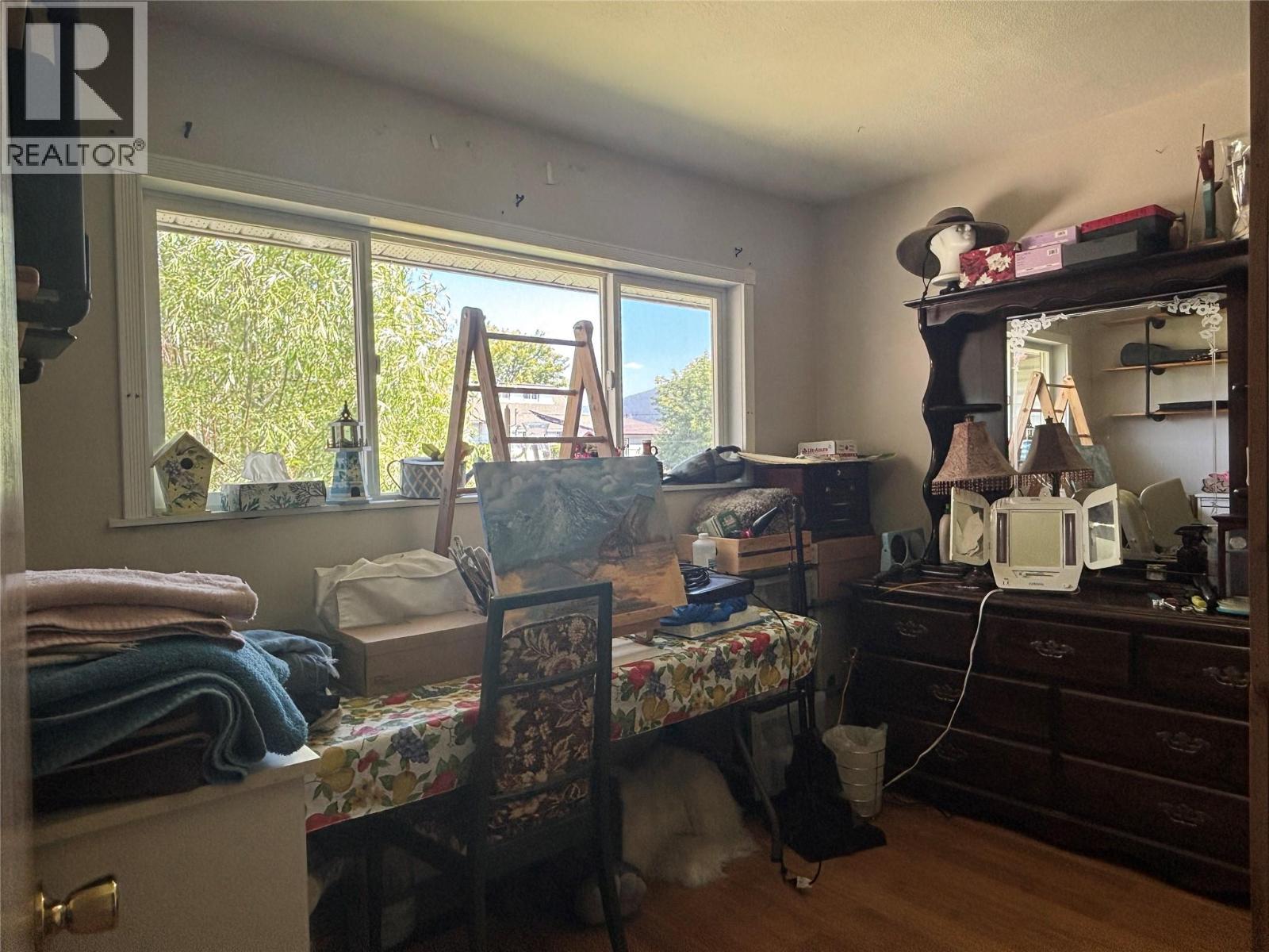 306 McDonald Avenue, Clinton