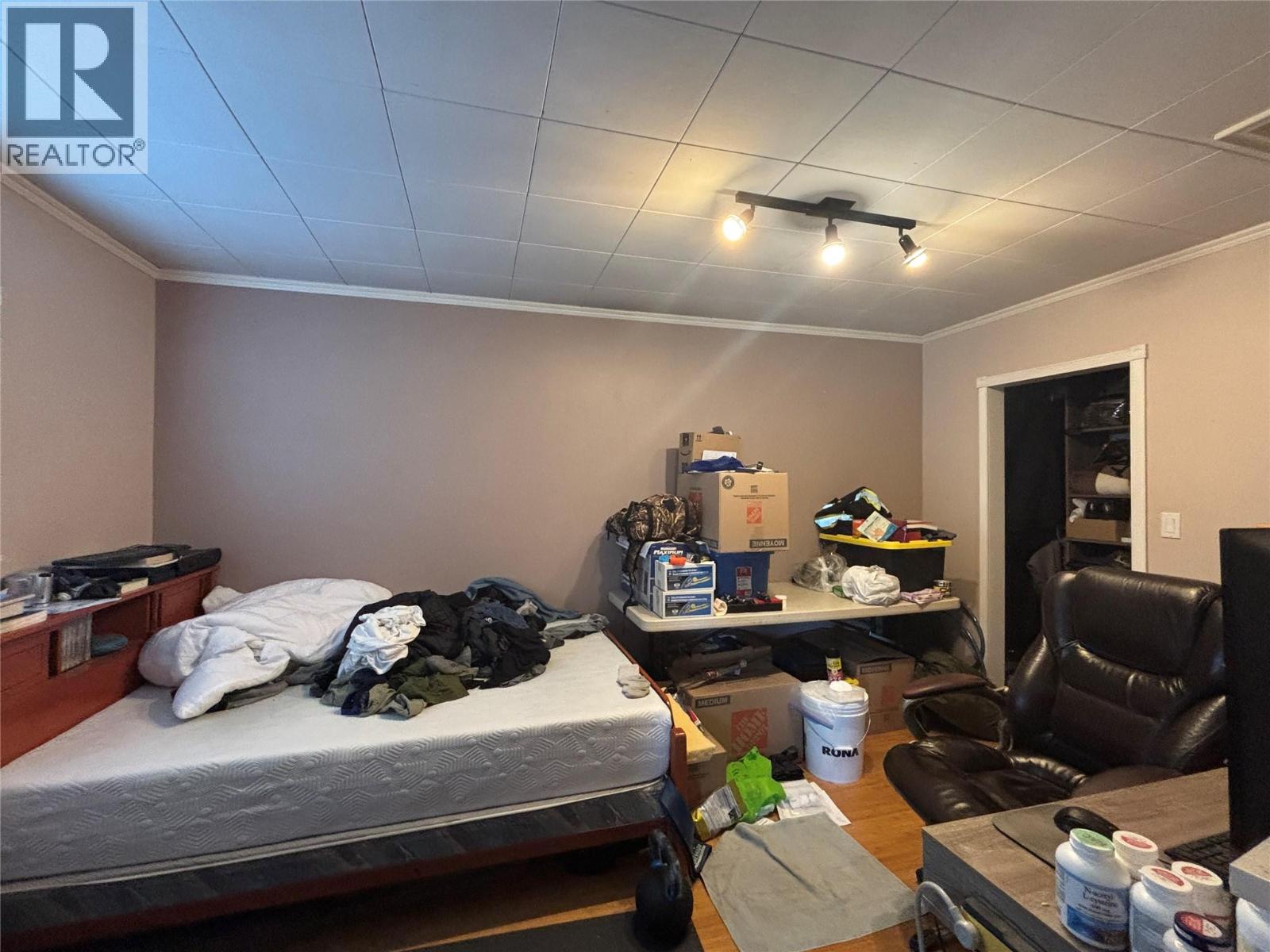 306 McDonald Avenue, Clinton