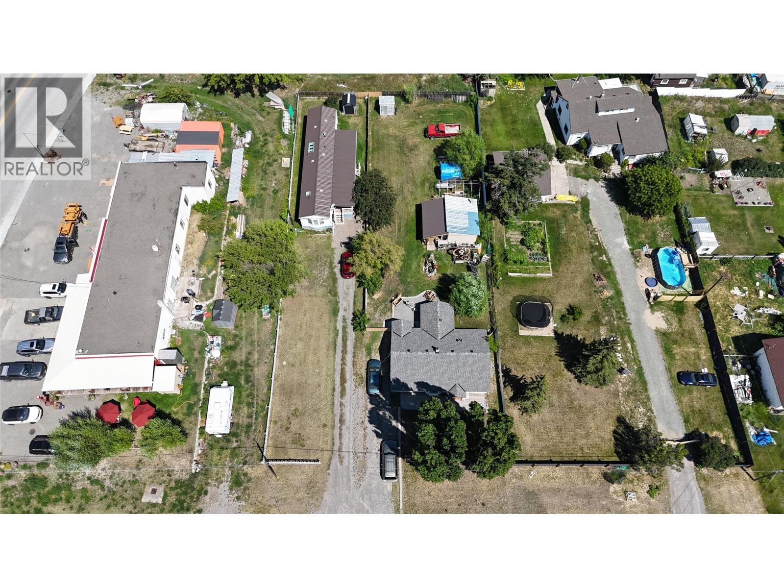 306 McDonald Avenue, Clinton