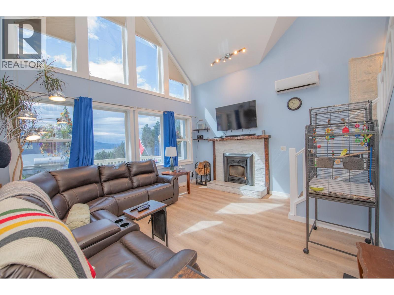 10351 Westshore Road, Vernon