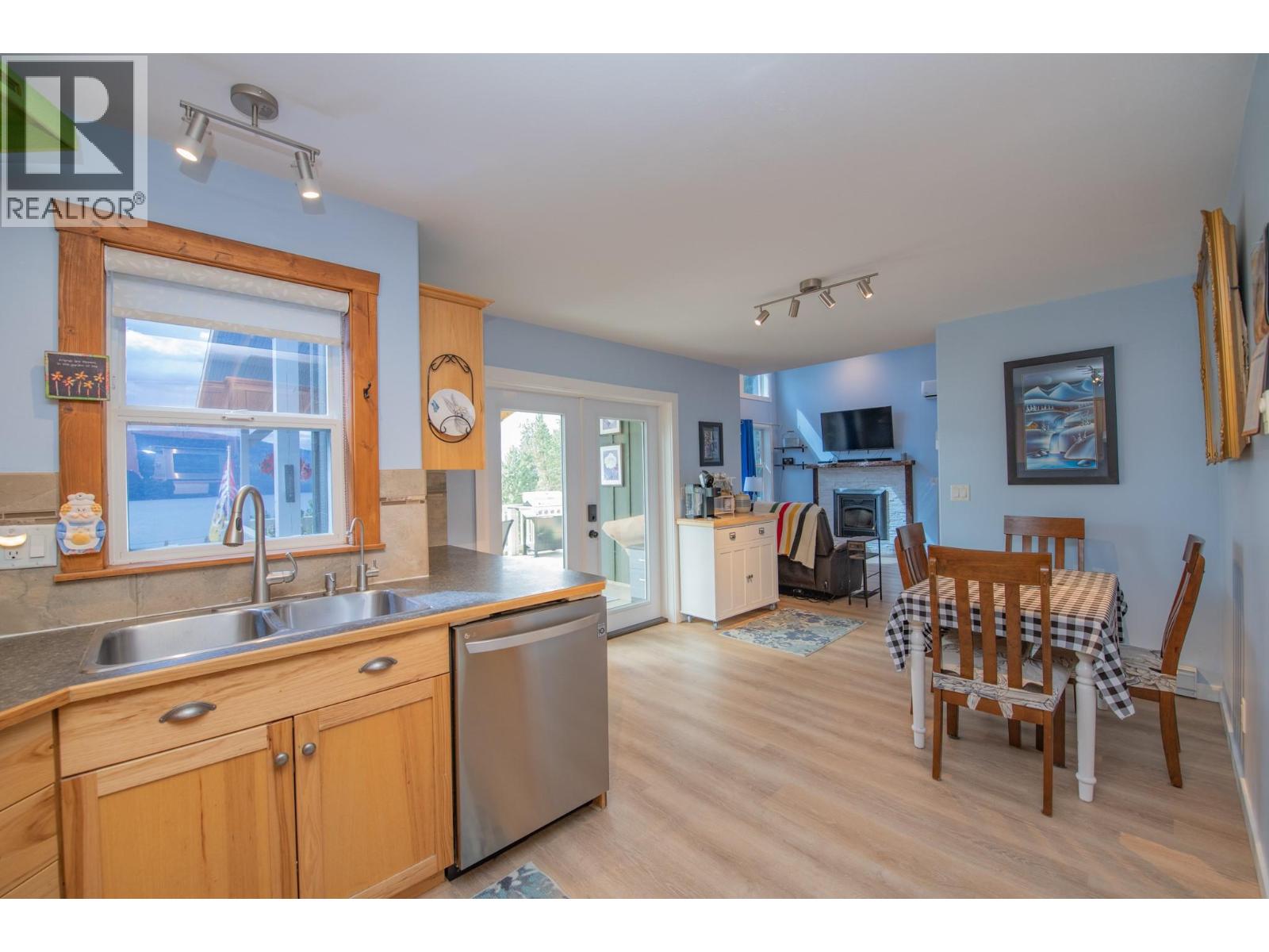 10351 Westshore Road, Vernon