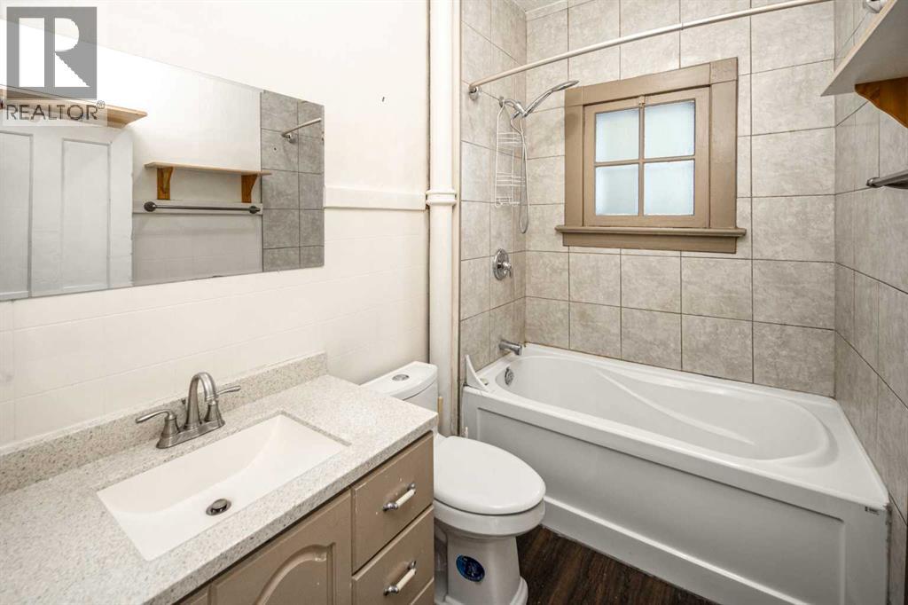 Single Family House Bungalow for Sale in   Avenue NW Mount Pleasant Calgary 