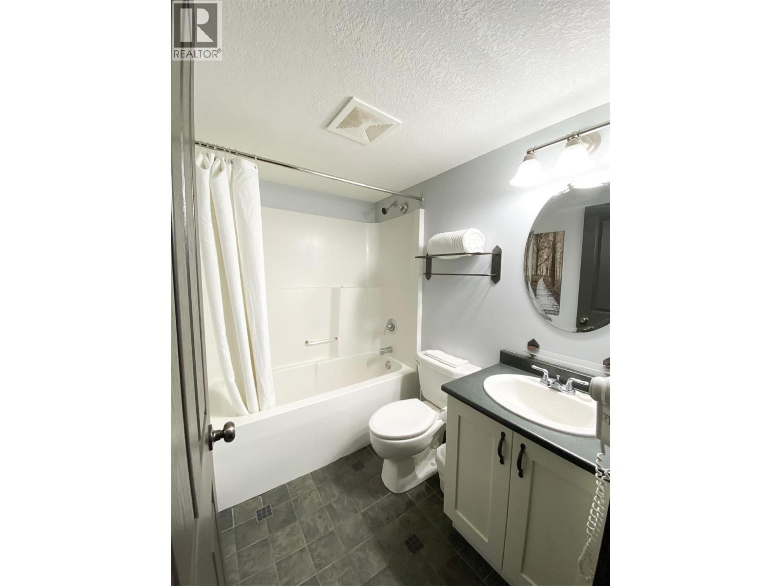 #306 2070 Summit Drive Drive - 19