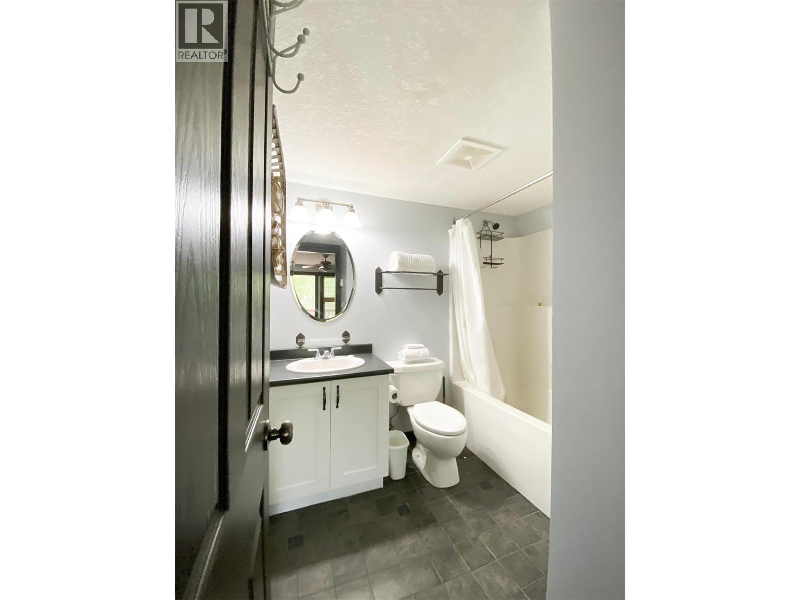 #306 2070 Summit Drive Drive - 21