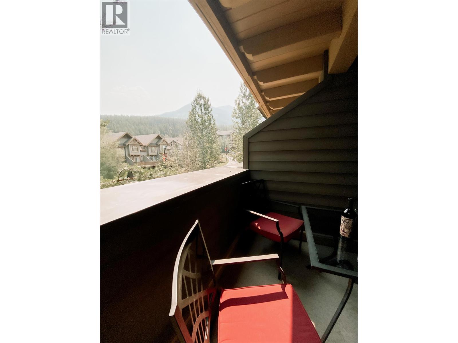 #306 2070 Summit Drive Drive - 23