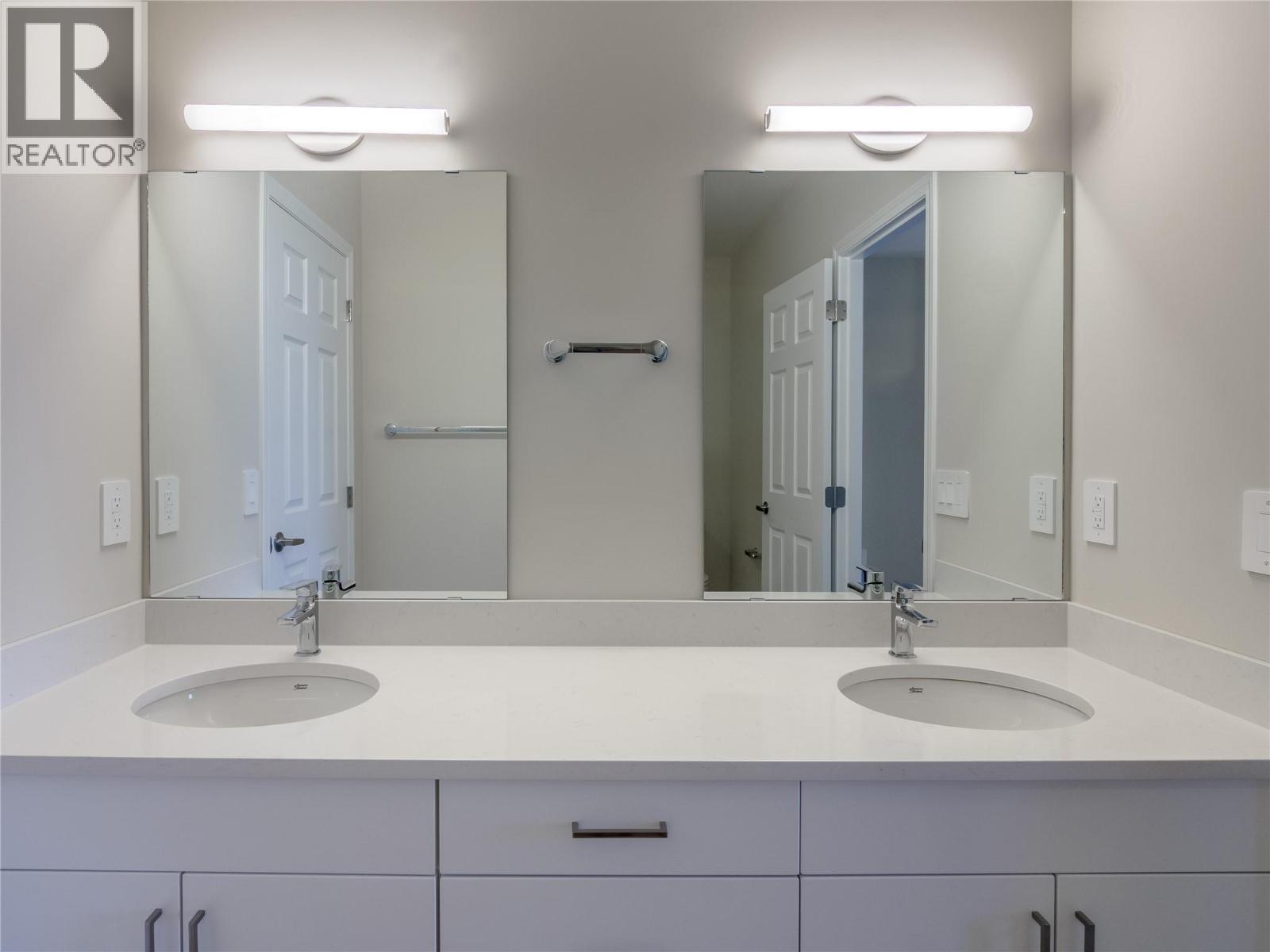 3362 SKAHA LAKE Road Unit# 1202, Penticton