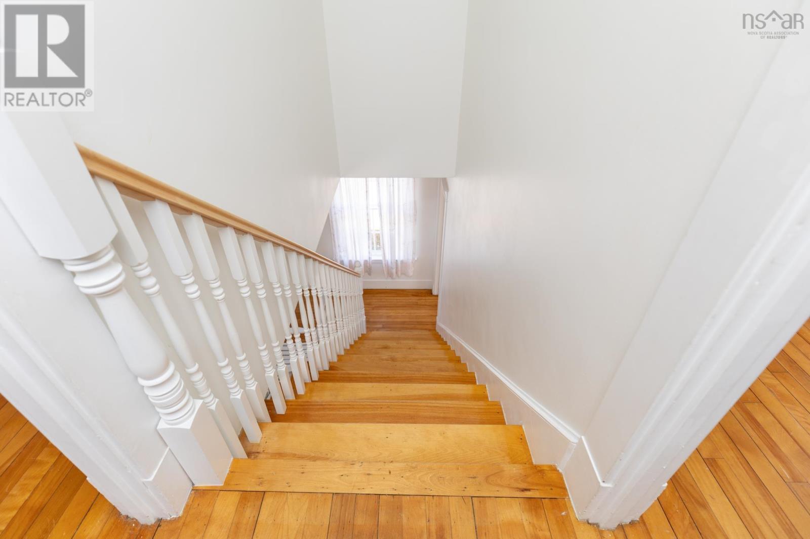 Property 21 of 33 of 91 Cliff Street