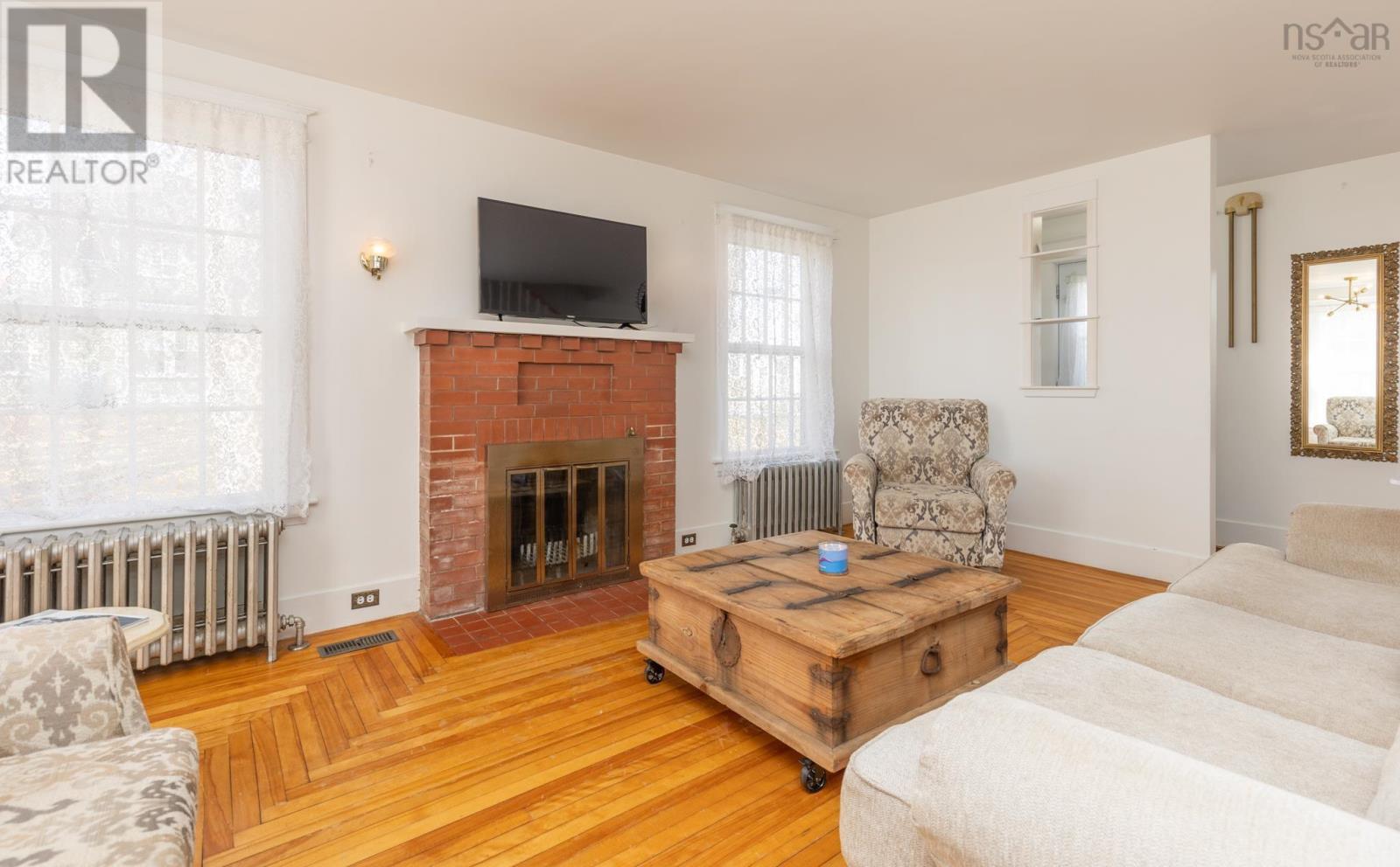 Property 5 of 33 of 91 Cliff Street