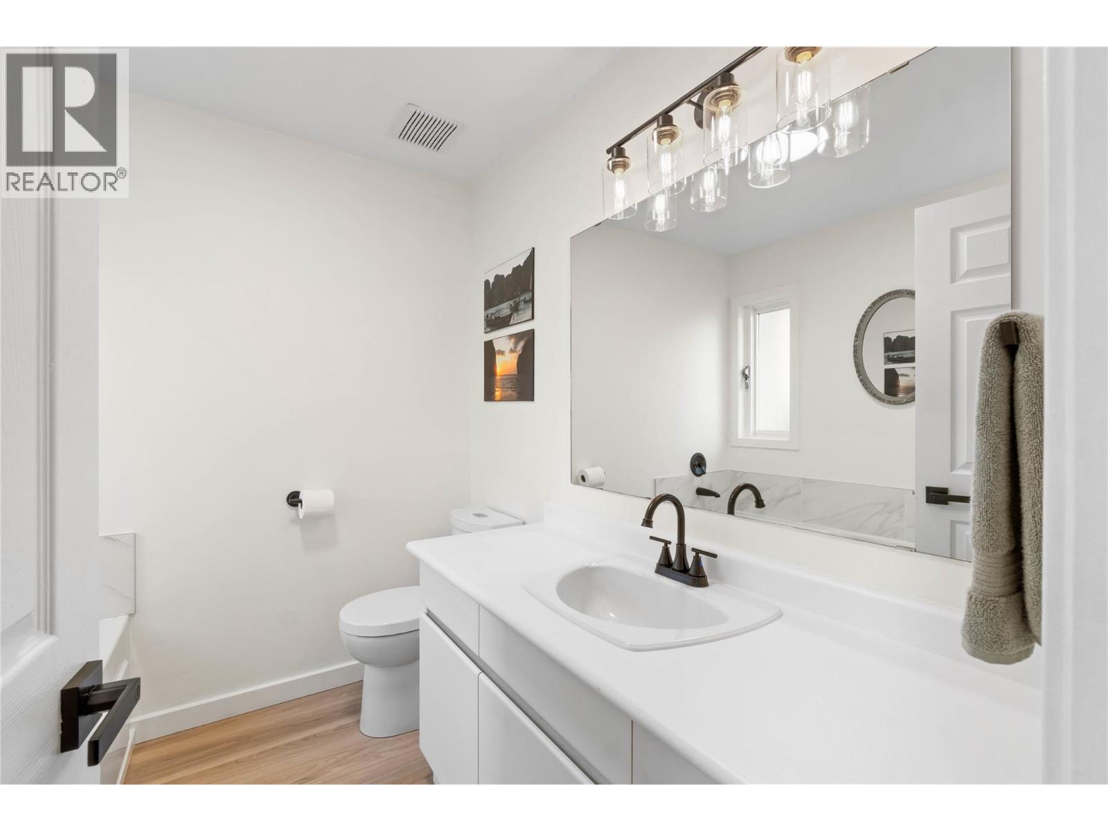 449 NUEVA Wynd, Kamloops