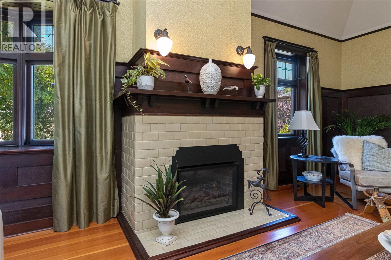  606 Niagara Street, Victoria