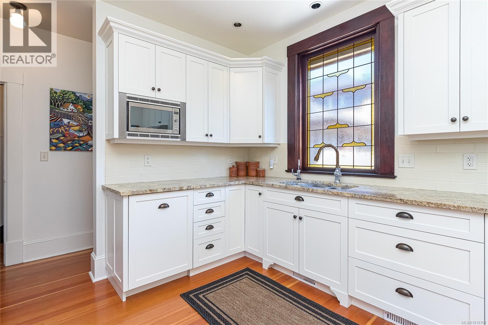  606 Niagara Street, Victoria