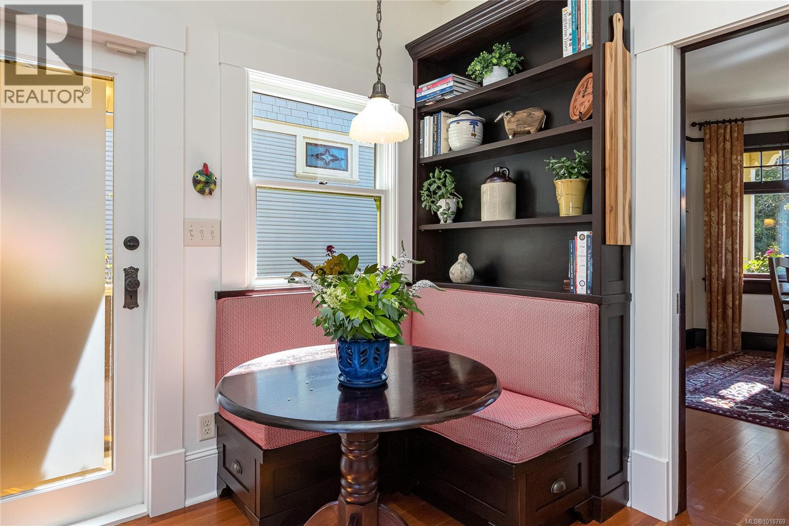  606 Niagara Street, Victoria