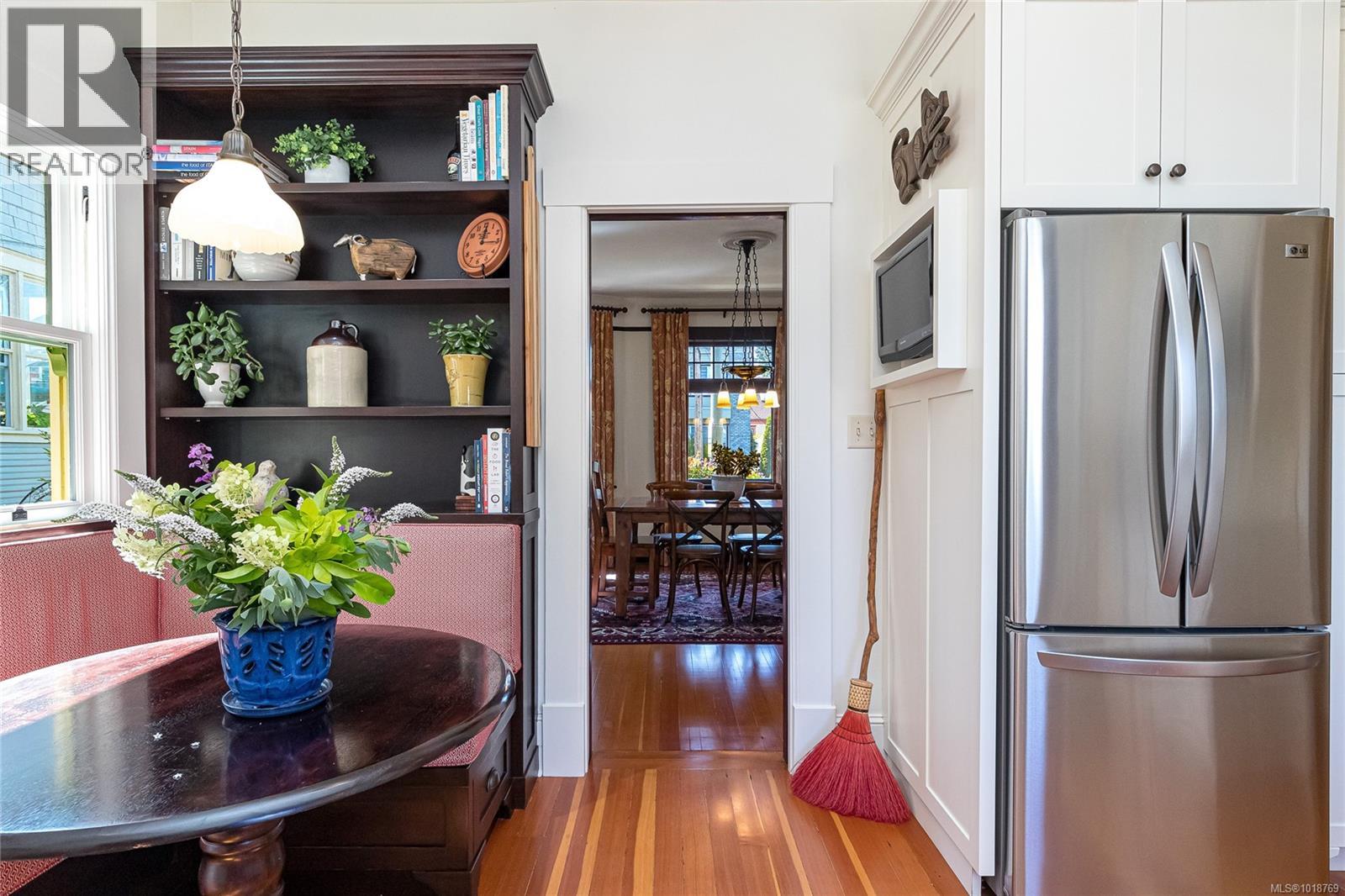  606 Niagara Street, Victoria