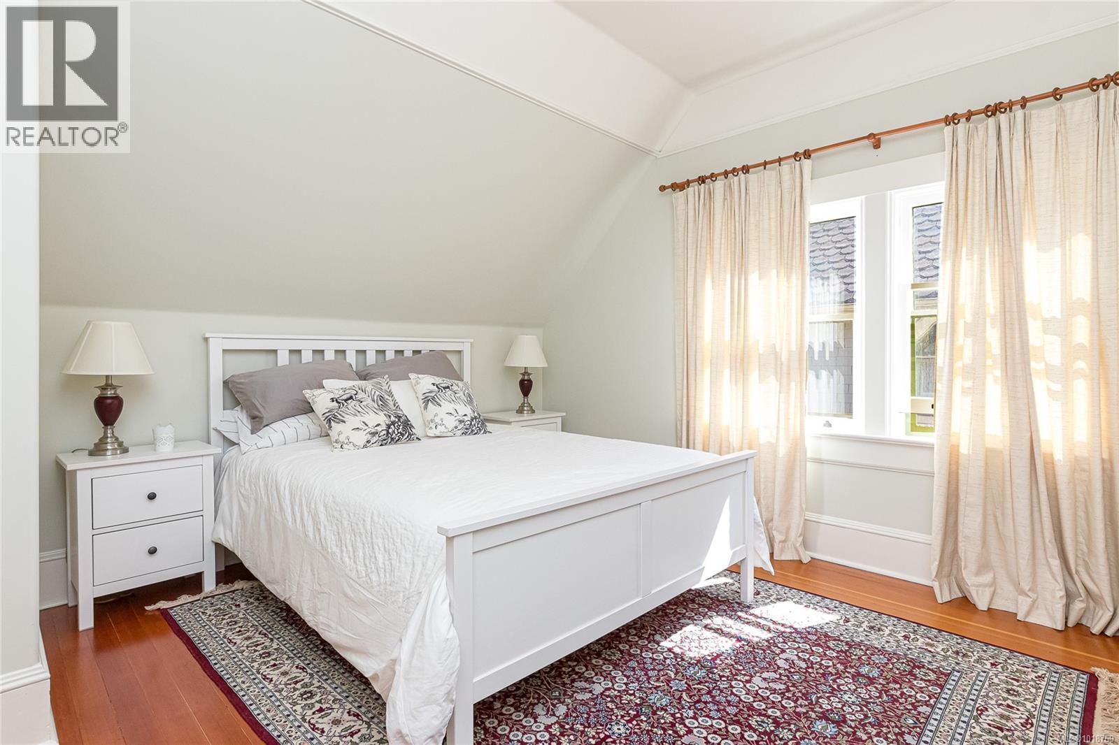  606 Niagara Street, Victoria