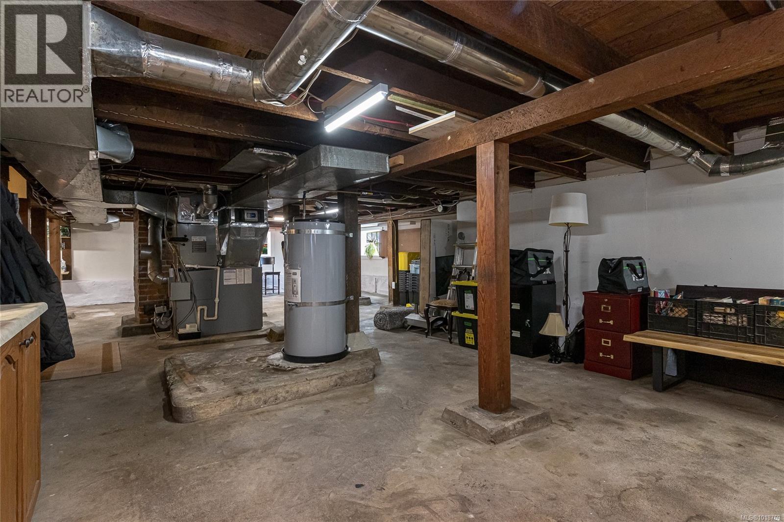  606 Niagara Street, Victoria