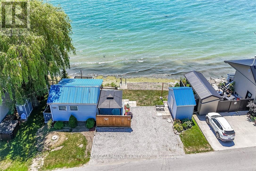 86 LAKESHORE ROAD - 39