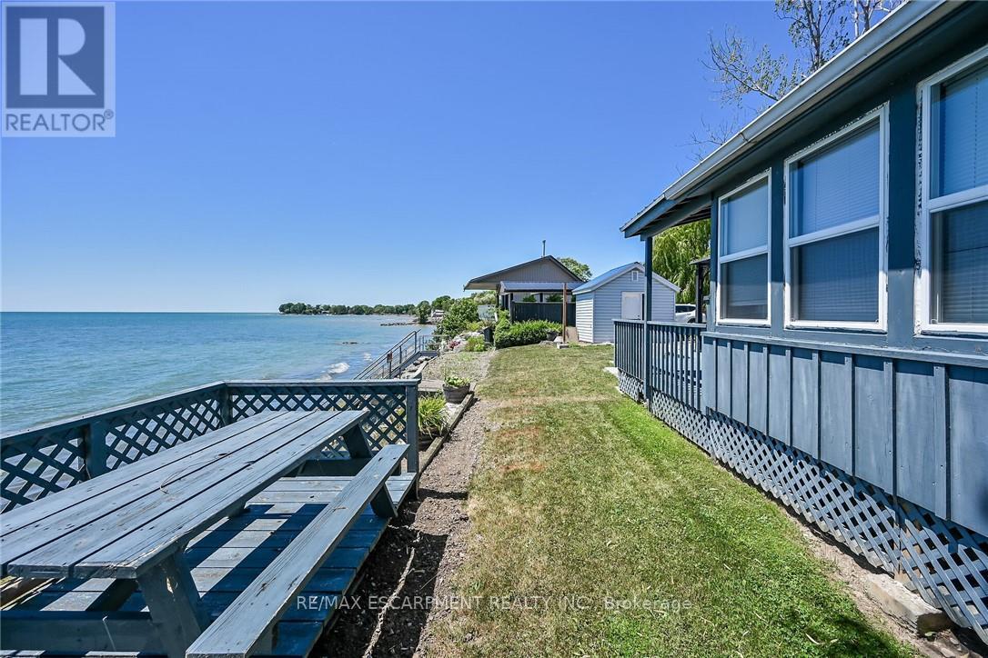 86 LAKESHORE ROAD - 31
