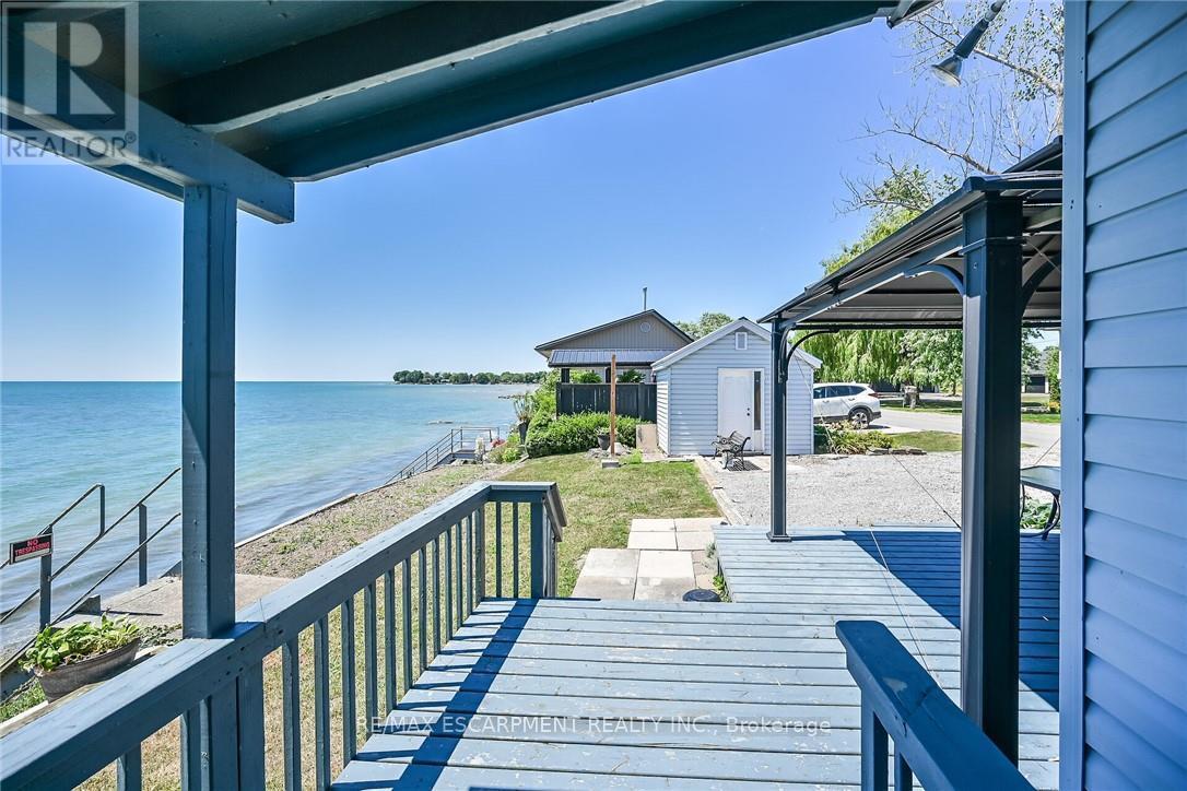 86 LAKESHORE ROAD - 21