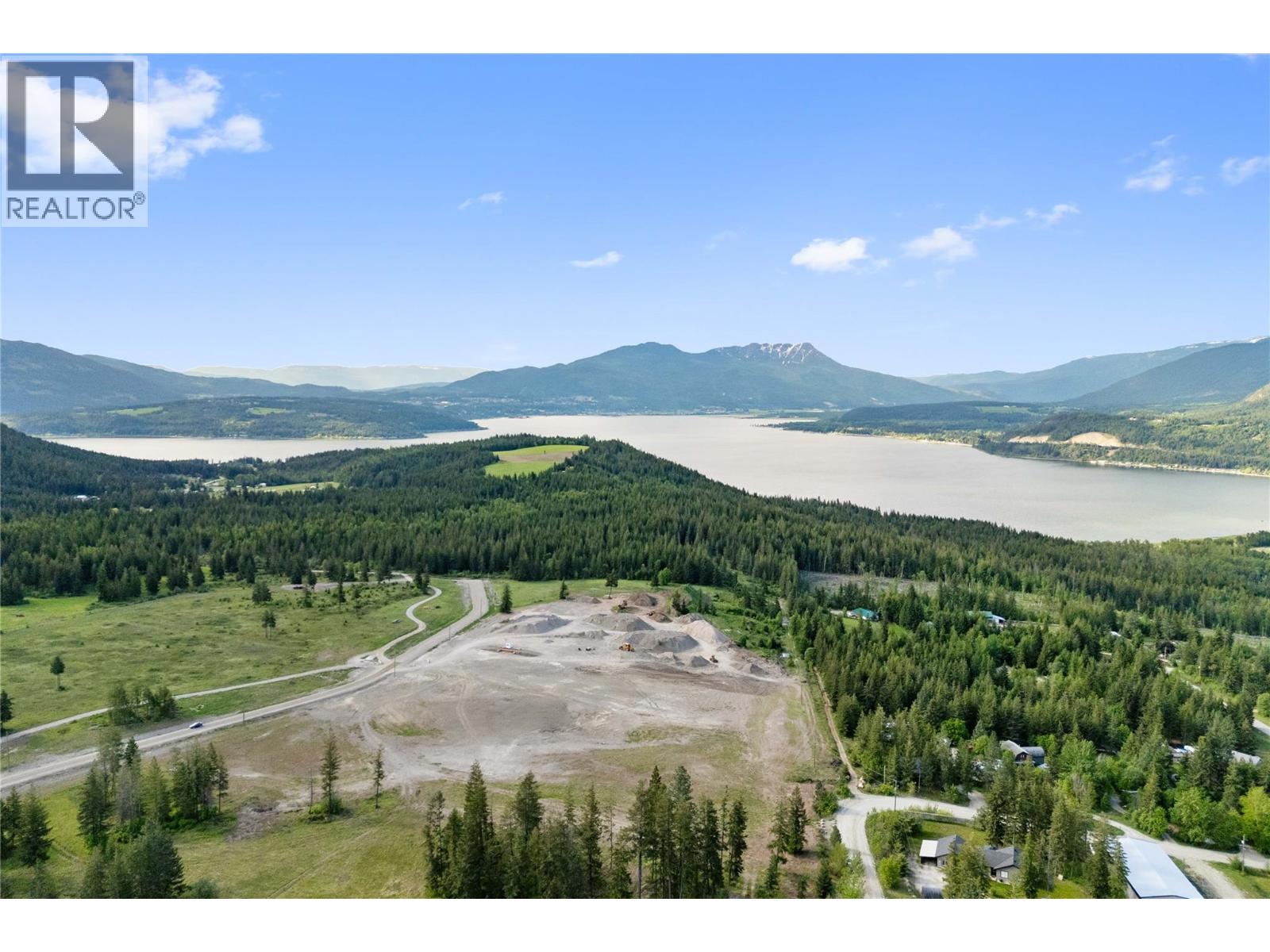  3438 Roberge Road, Tappen