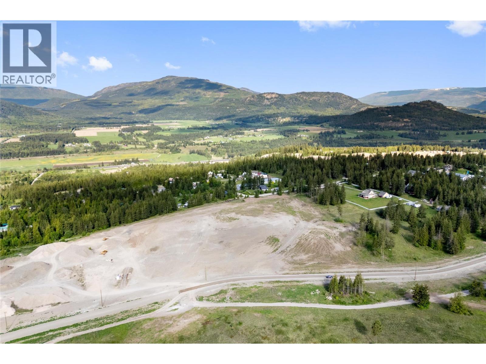  3438 Roberge Road, Tappen