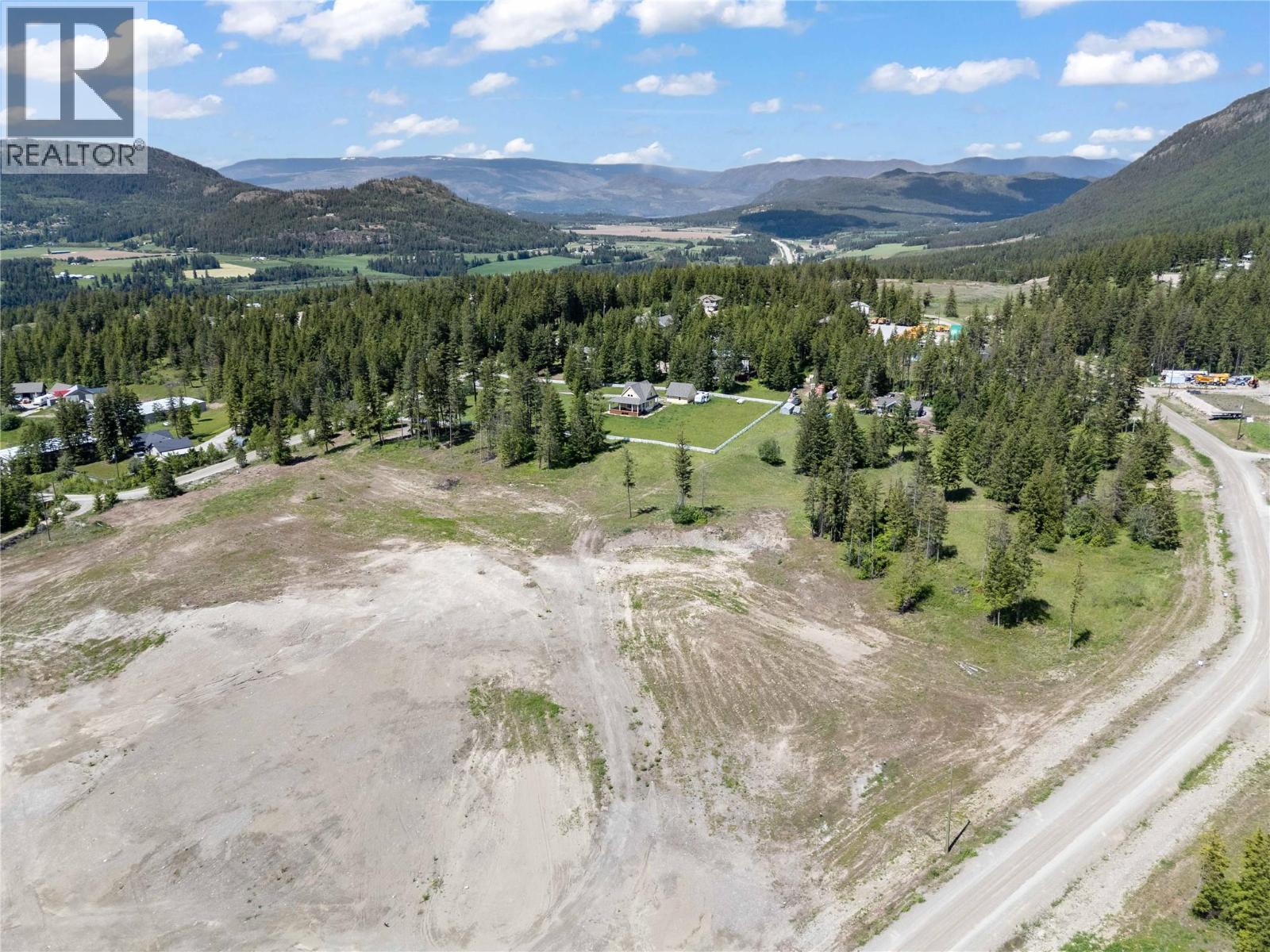  3438 Roberge Road, Tappen