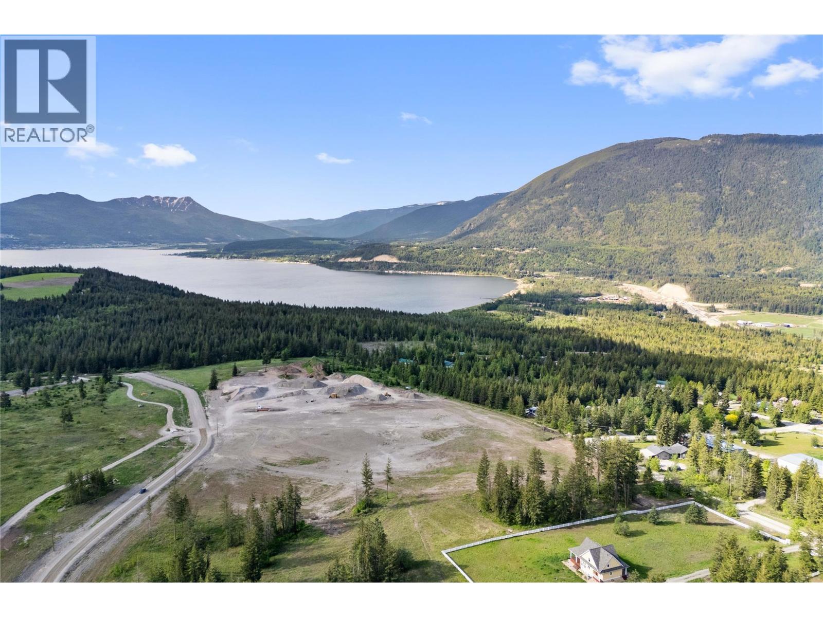  3438 Roberge Road, Tappen