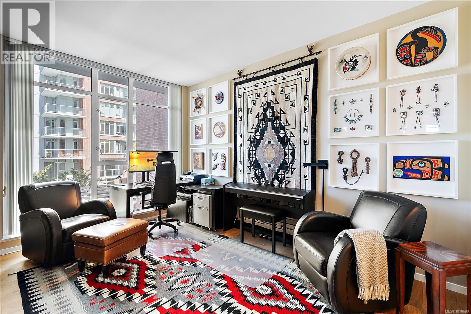 205 100 Saghalie Road, Victoria