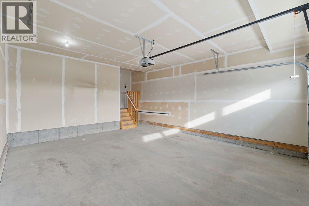 Single Family House for Sale in  Nolanhurst Crescent NW Nolan Hill Calgary 