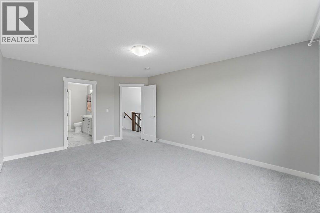 Single Family House for Sale in  Nolanhurst Crescent NW Nolan Hill Calgary 