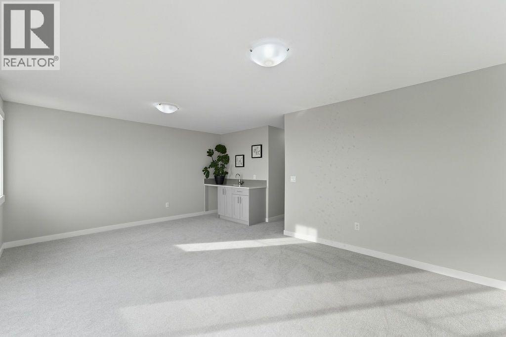 Single Family House for Sale in  Nolanhurst Crescent NW Nolan Hill Calgary 