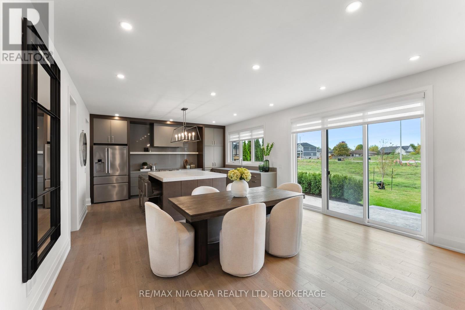 2864 ARROWSMITH COURT S - 30