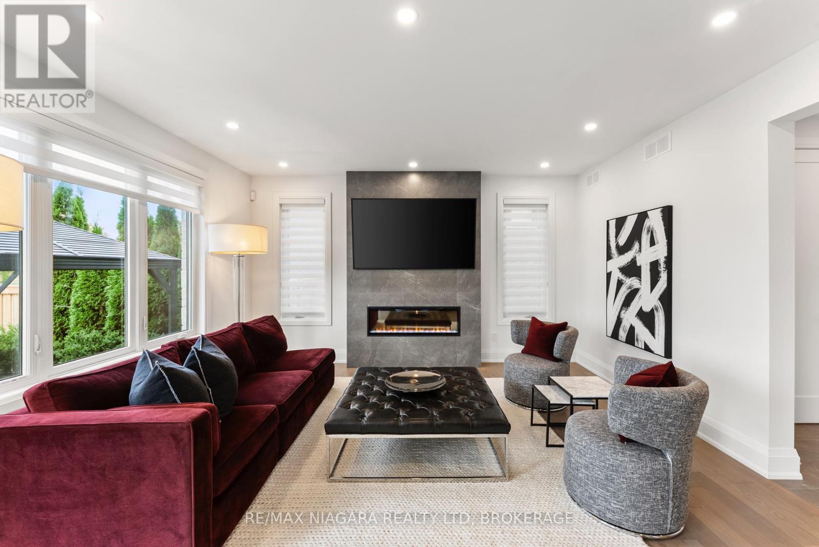 2864 ARROWSMITH COURT S - 34