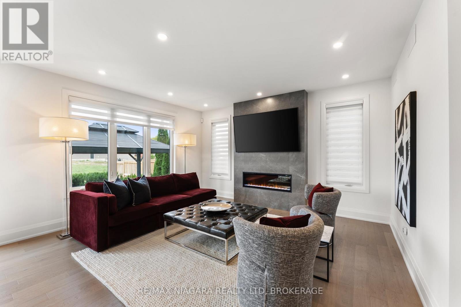 2864 ARROWSMITH COURT S - 38