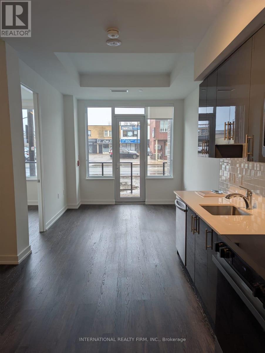 #102 556 MARLEE AVENUE - 1