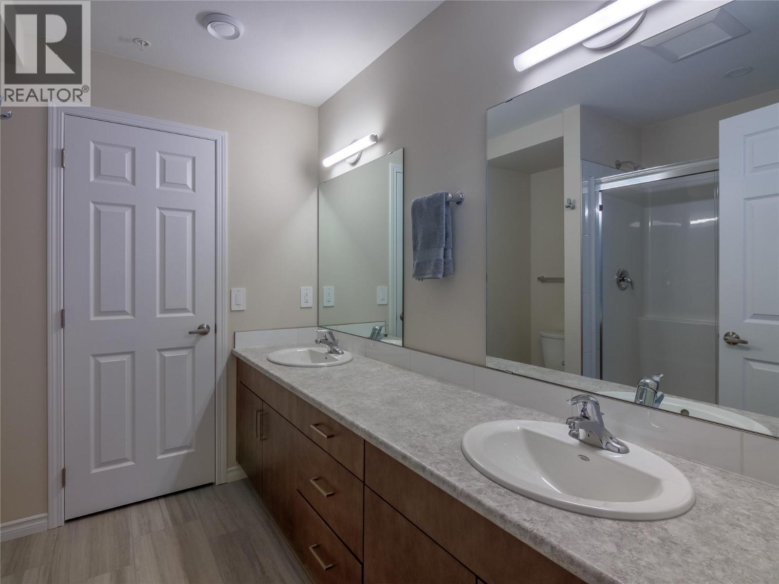 3362 SKAHA LAKE Road Unit# 405, Penticton