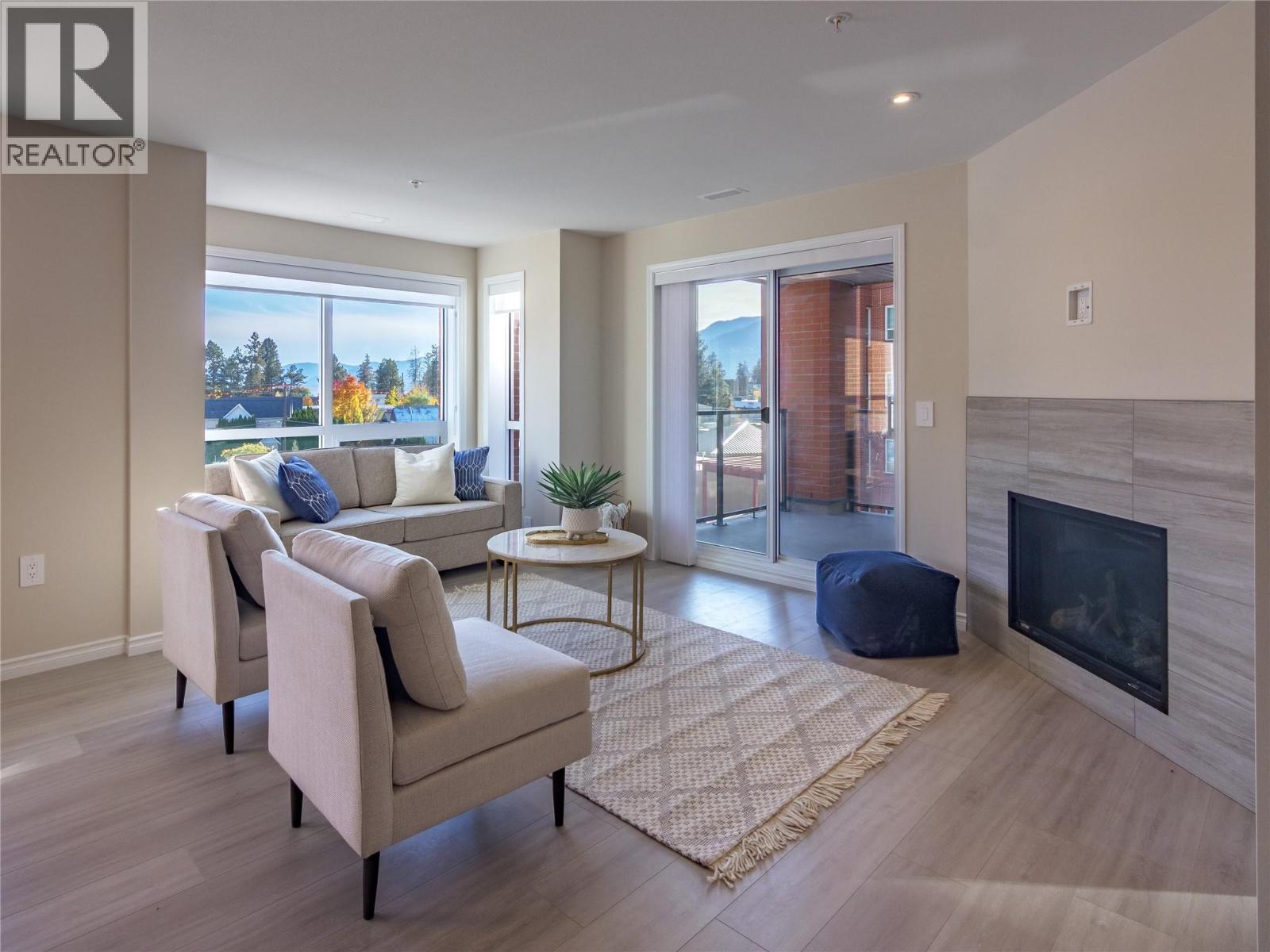 3362 SKAHA LAKE Road Unit# 405, Penticton