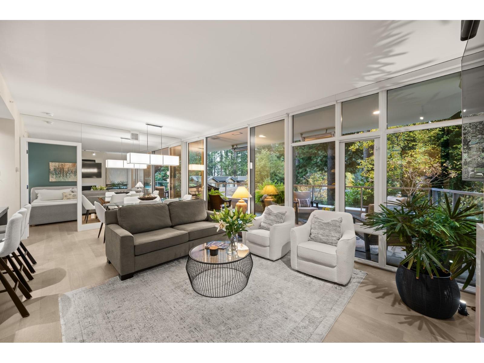 206 1501 VIDAL STREET, White Rock