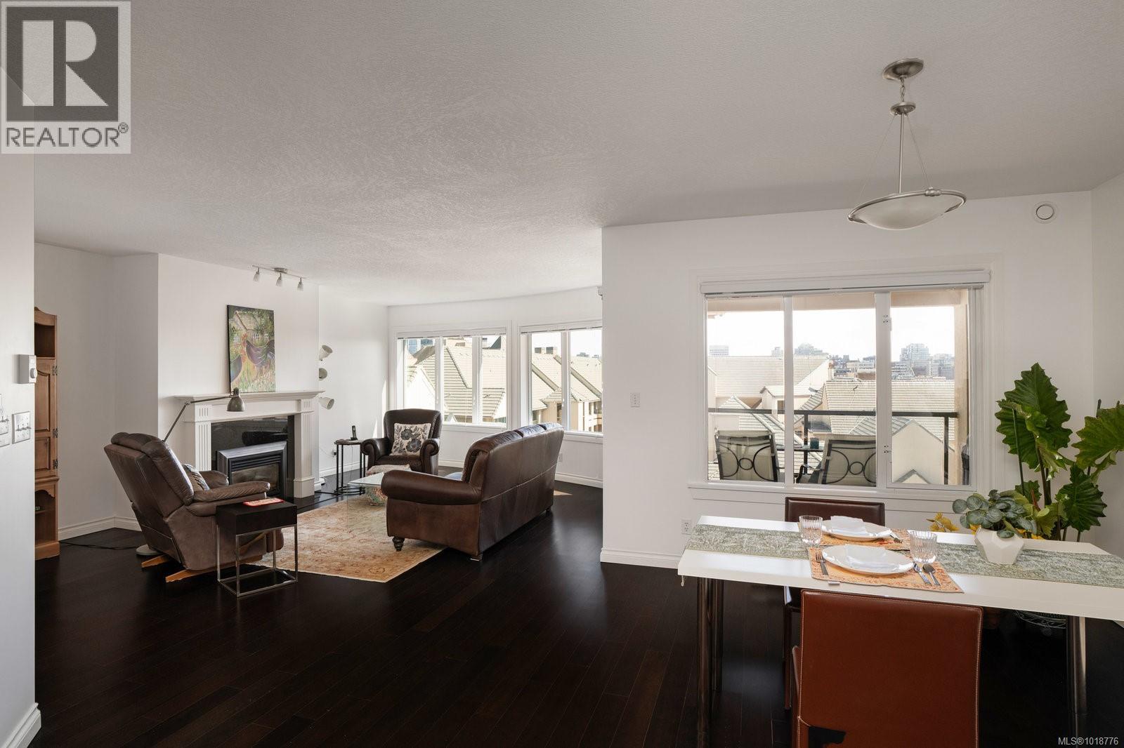 618 50 Songhees Road, Victoria