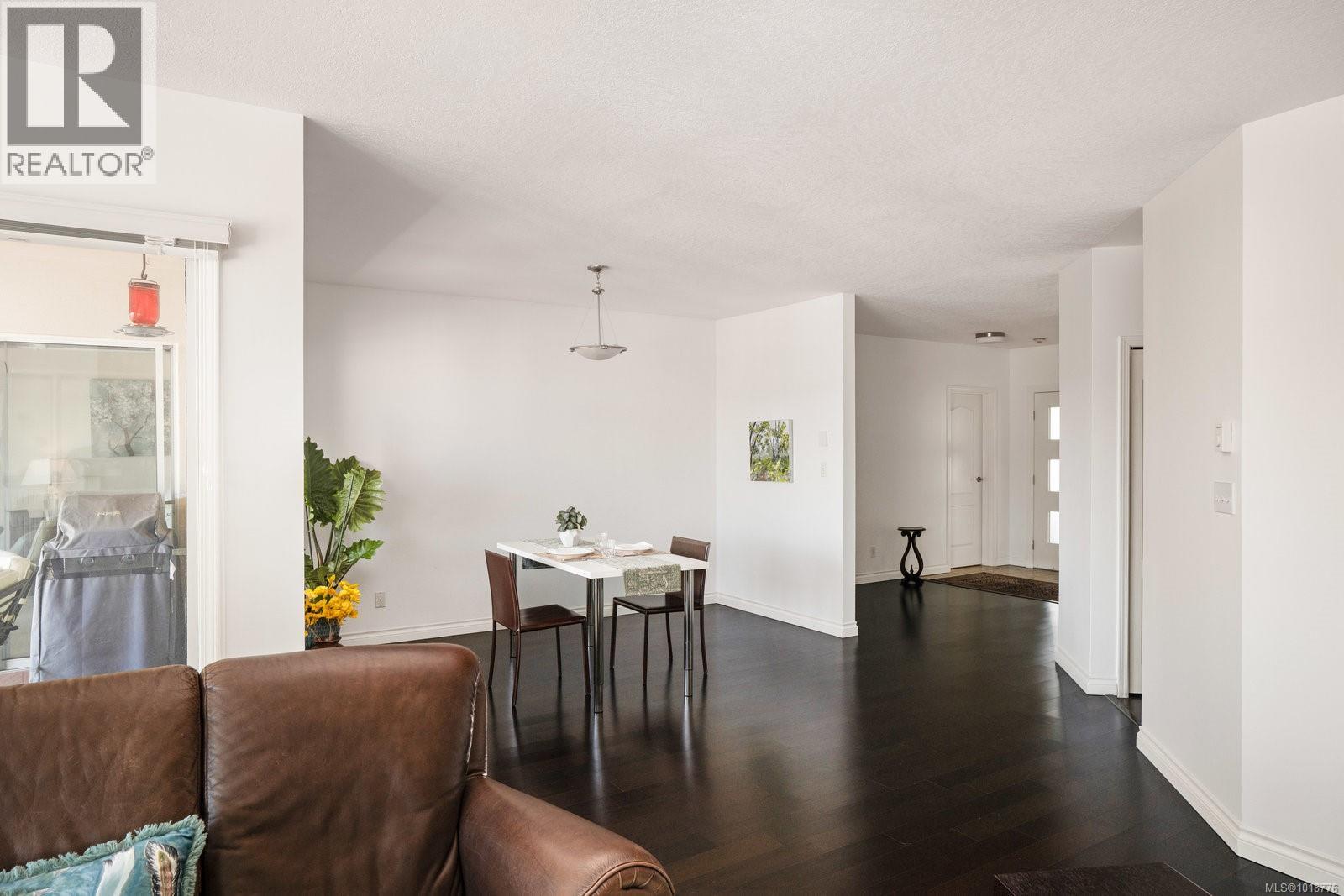 618 50 Songhees Road, Victoria