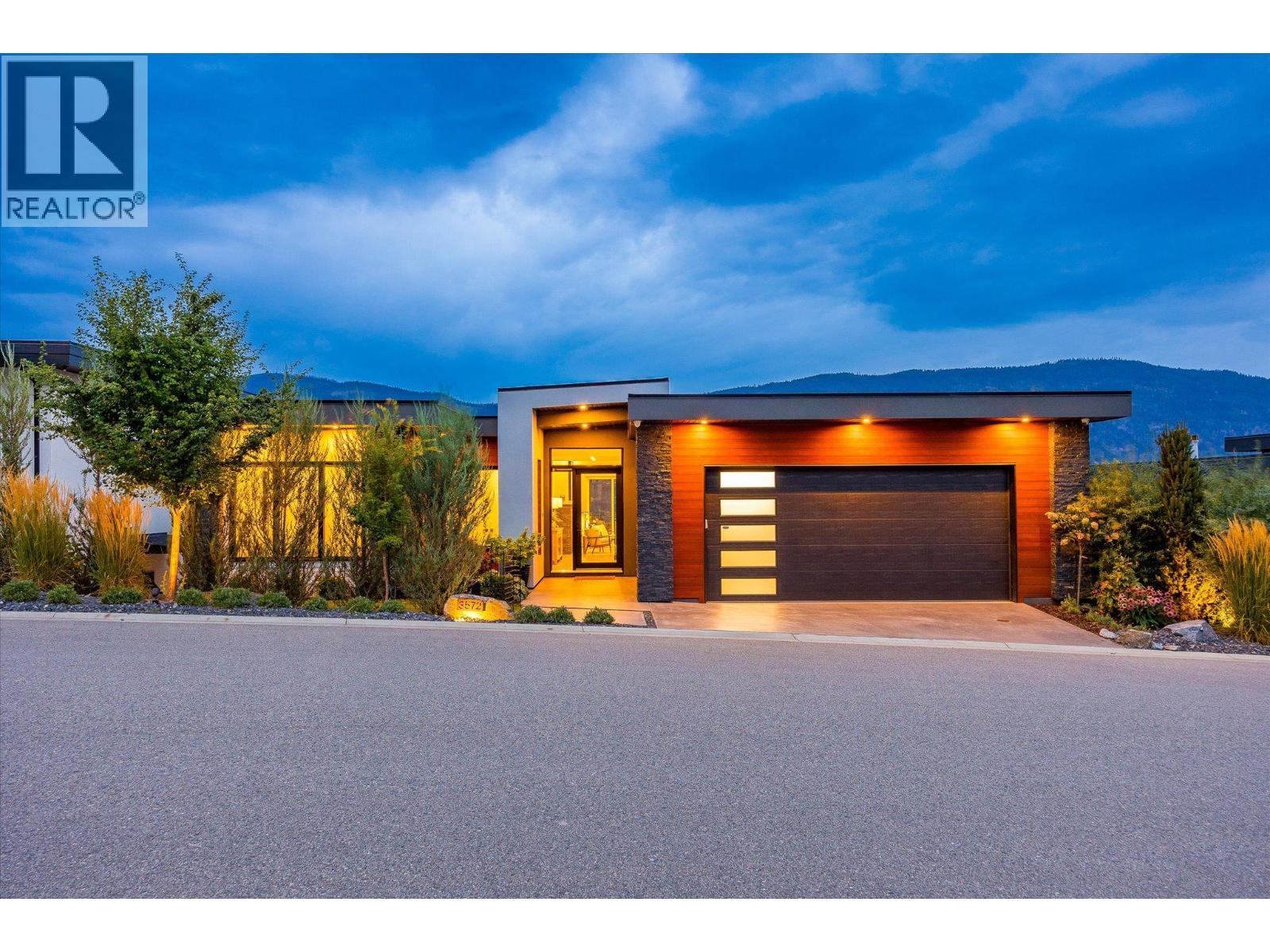3572 Wild Rose Road, Kelowna
