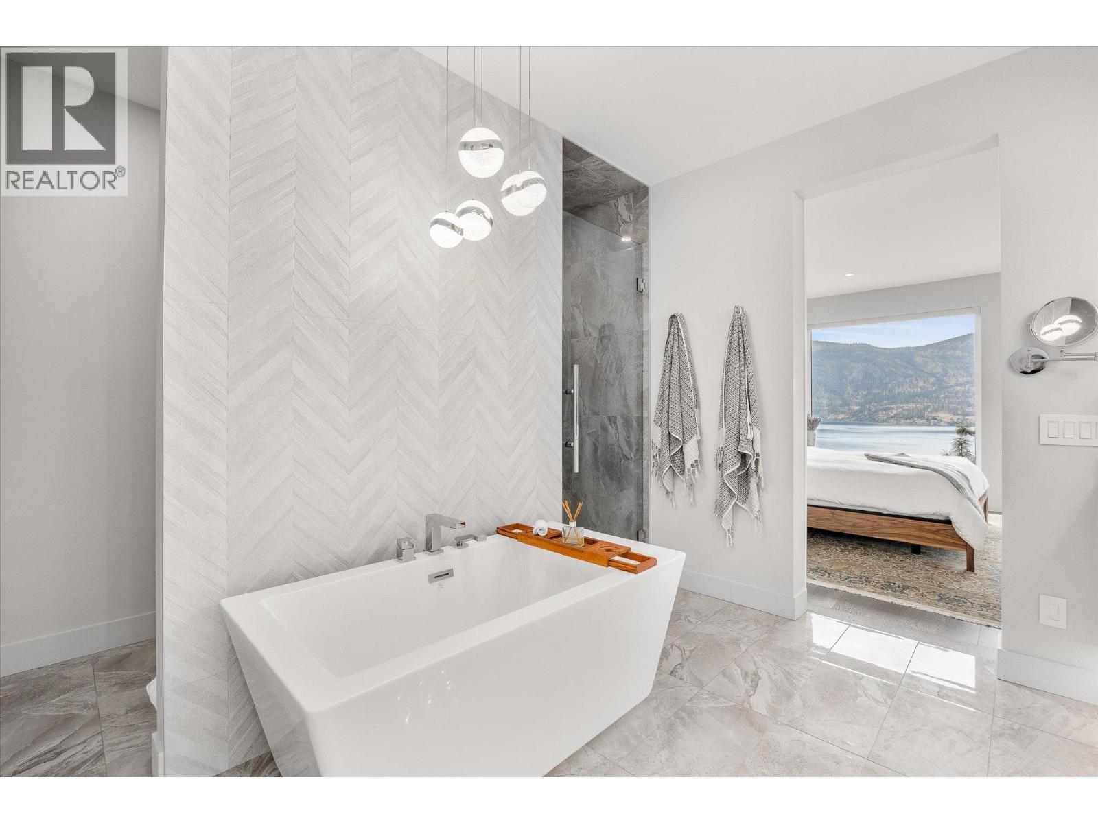  3572 Wild Rose Road, Kelowna