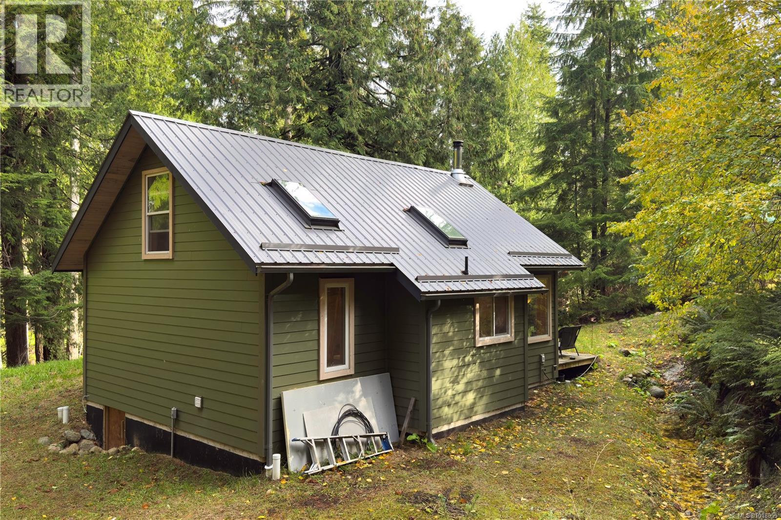 403 Whaletown Rd - 40