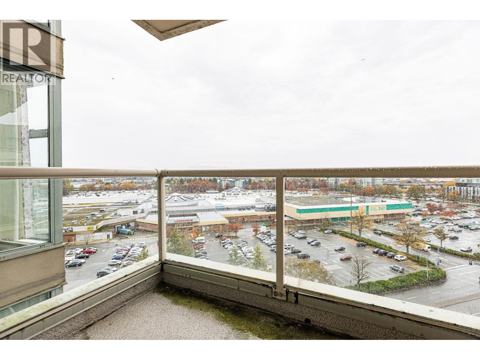 #1206-8246 LANSDOWNE Road, Richmond